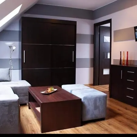 홈스테이 Ostryga 웨바