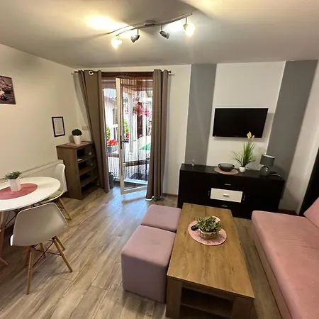 Ostryga 홈스테이 *